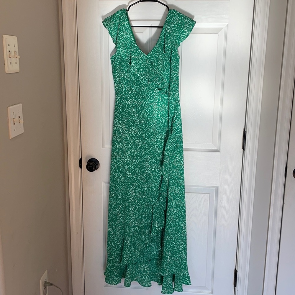 Green maxi dress